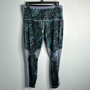 Lululemon leggings size 10